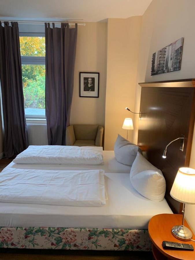 Berliner Hof Hotel Dallgow-Doeberitz Екстериор снимка